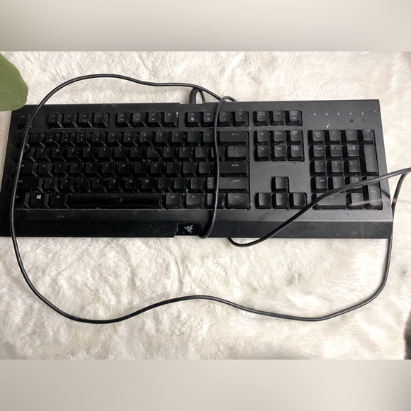 Razer RGB keyboard Cynosa with Box - Picture 2 of 2